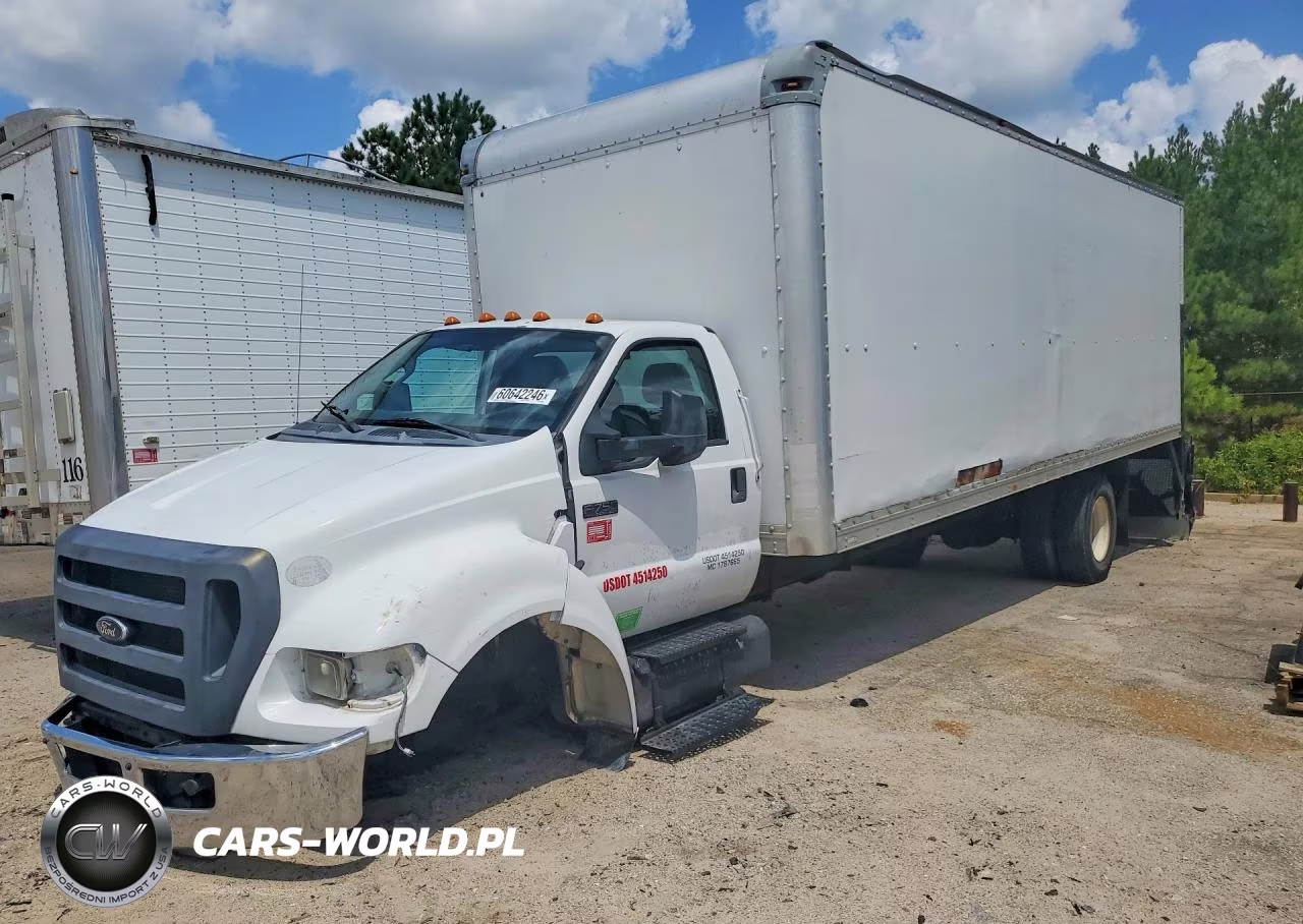 2013 Ford F750 Super Duty