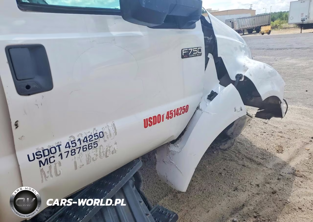 2013 Ford F750 Super Duty VIN:3FRNF7FA6DV035669 - 12