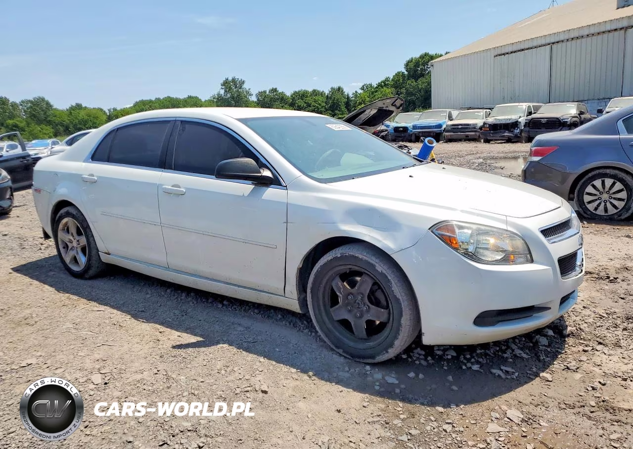 2011 Chevrolet Malibu Ls VIN:1G1ZB5E18BF116250 - 4
