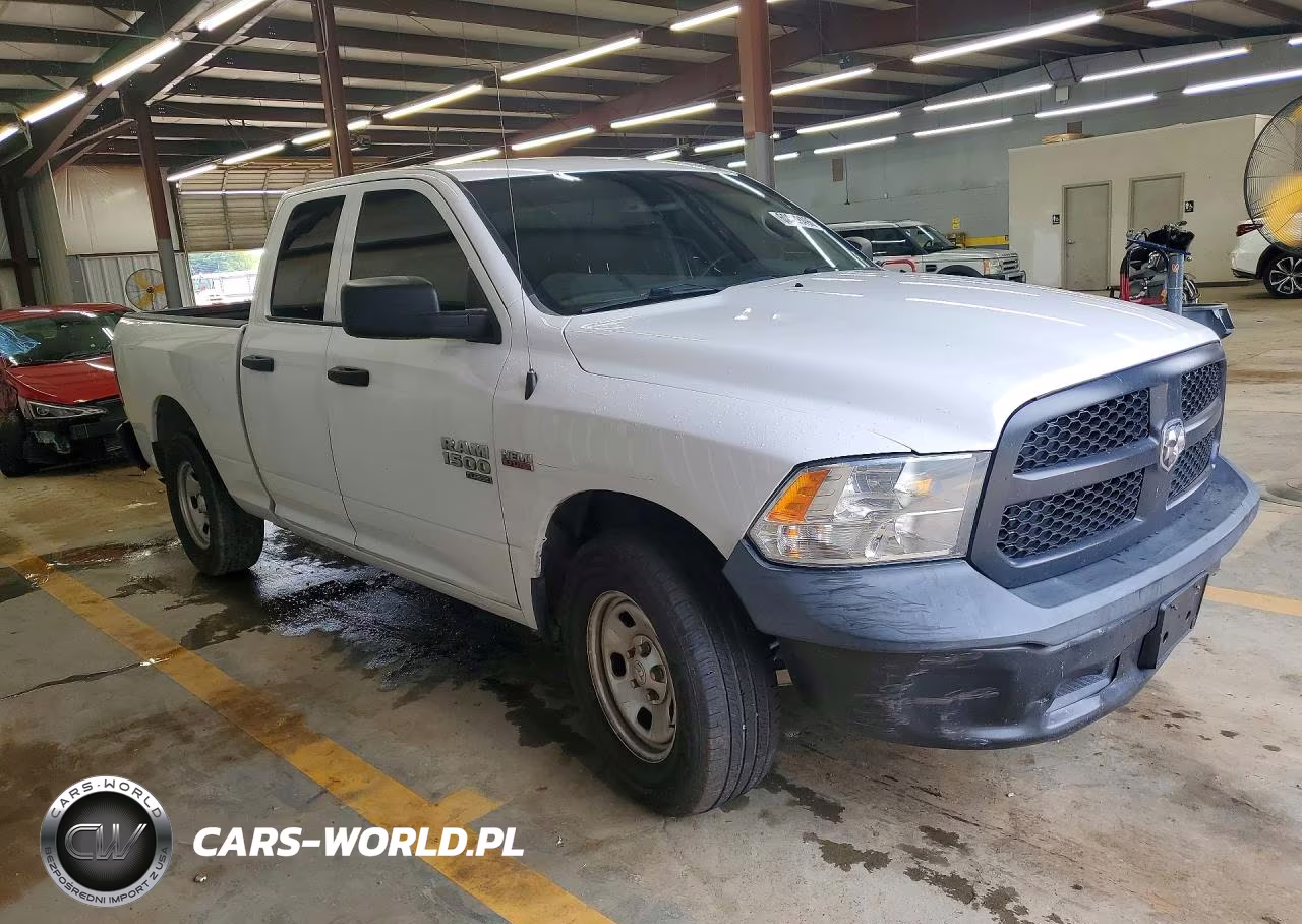 2019 Ram 1500 Classic Tradesman VIN:1C6RR6FT3KS721235 - 4