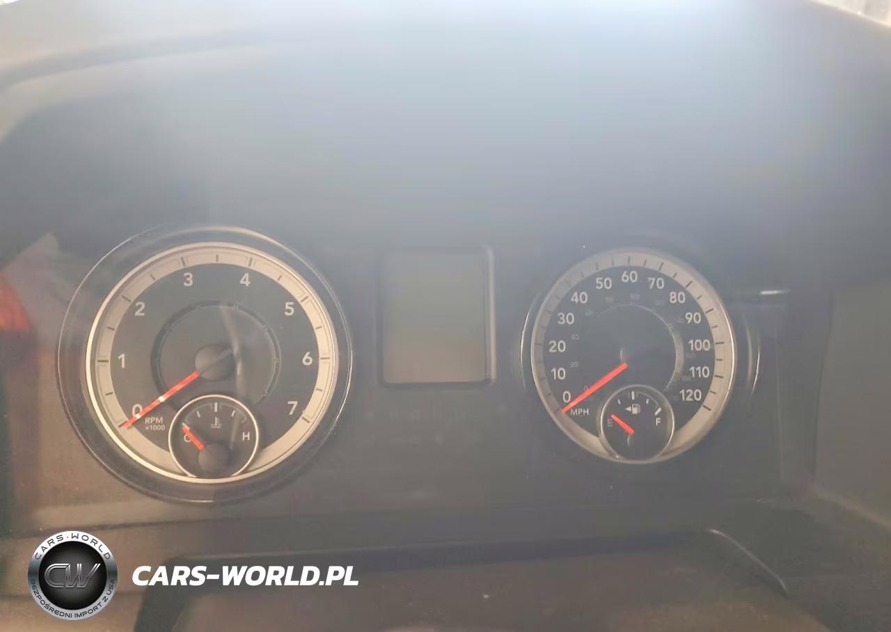 2019 Ram 1500 Classic Tradesman VIN:1C6RR6FT3KS721235 - 9