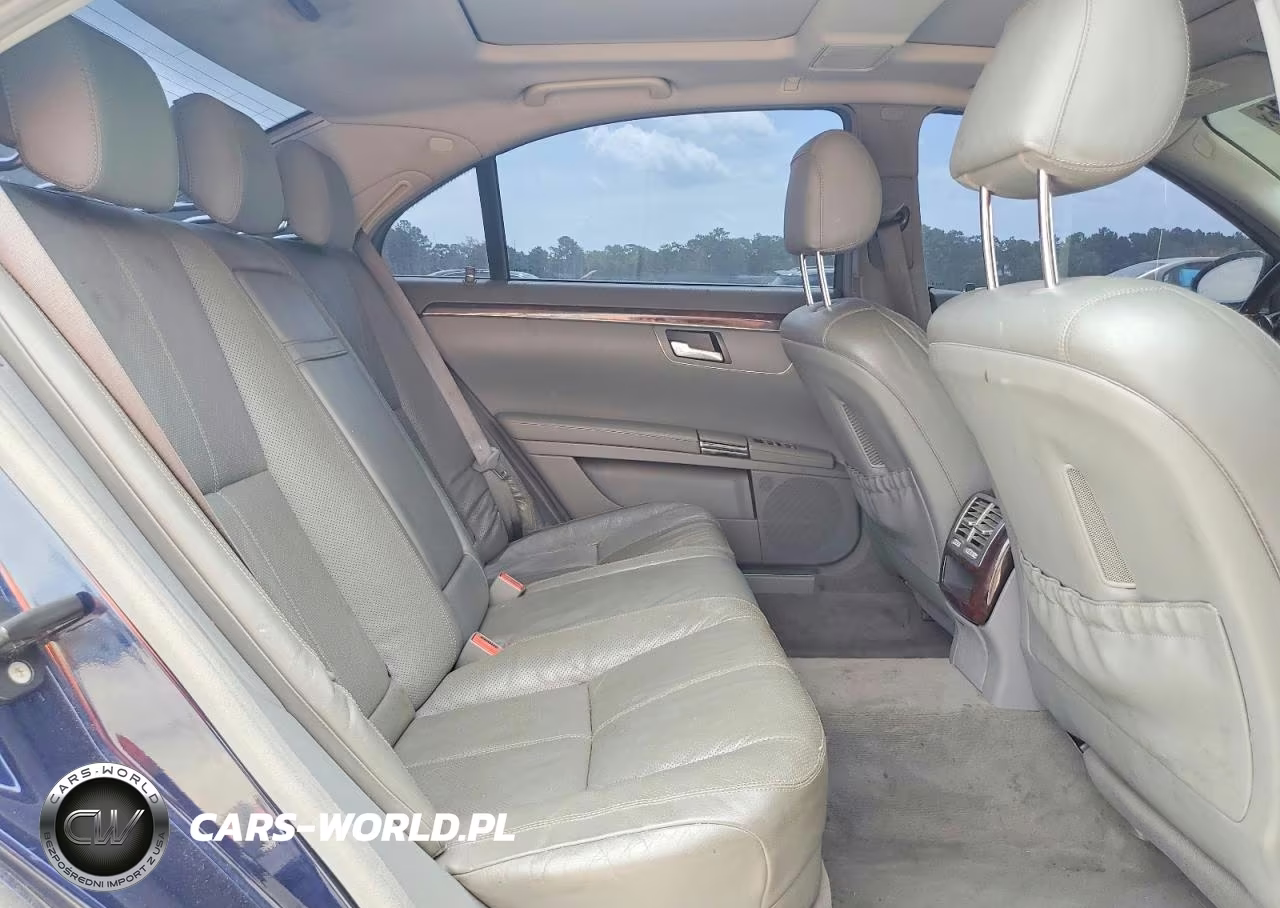 2007 Mercedes-Benz S 550 VIN:WDDNG71X17A070400 - 10