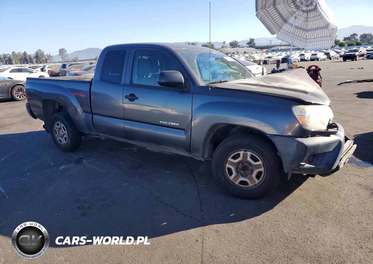 2013 Toyota Tacoma Access Cab VIN:5TFTX4CN7DX023585 - 4