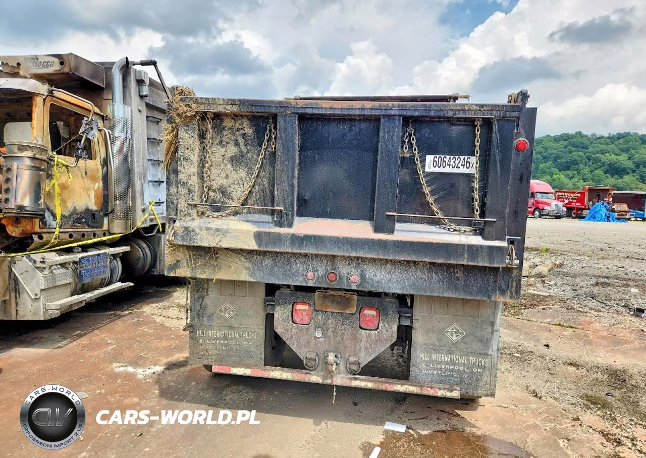 2015 International 4300 Dump Truck VIN:3HAMMMMLXFL679610 - 11