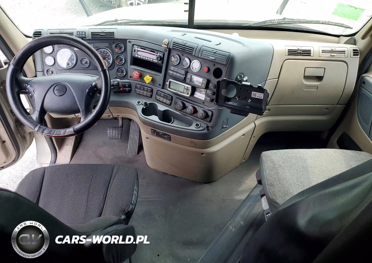 2017 Freightliner Cascadia 125 Semi Truck VIN:3AKJGLDR8HSHU4269 - 8
