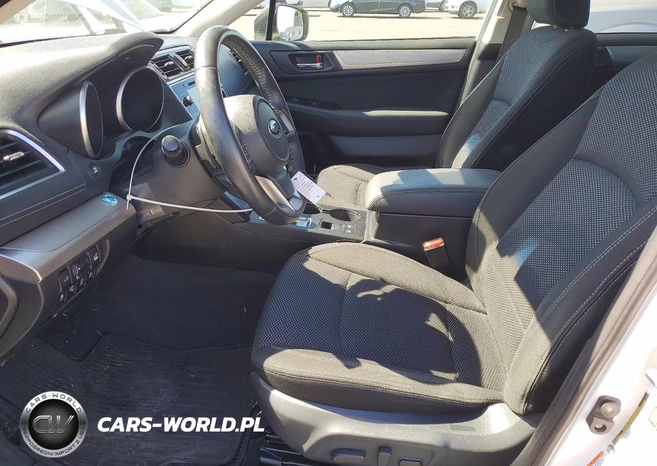 2018 Subaru Outback 2.5I Premium VIN:4S4BSAFC6J3219986 - 7