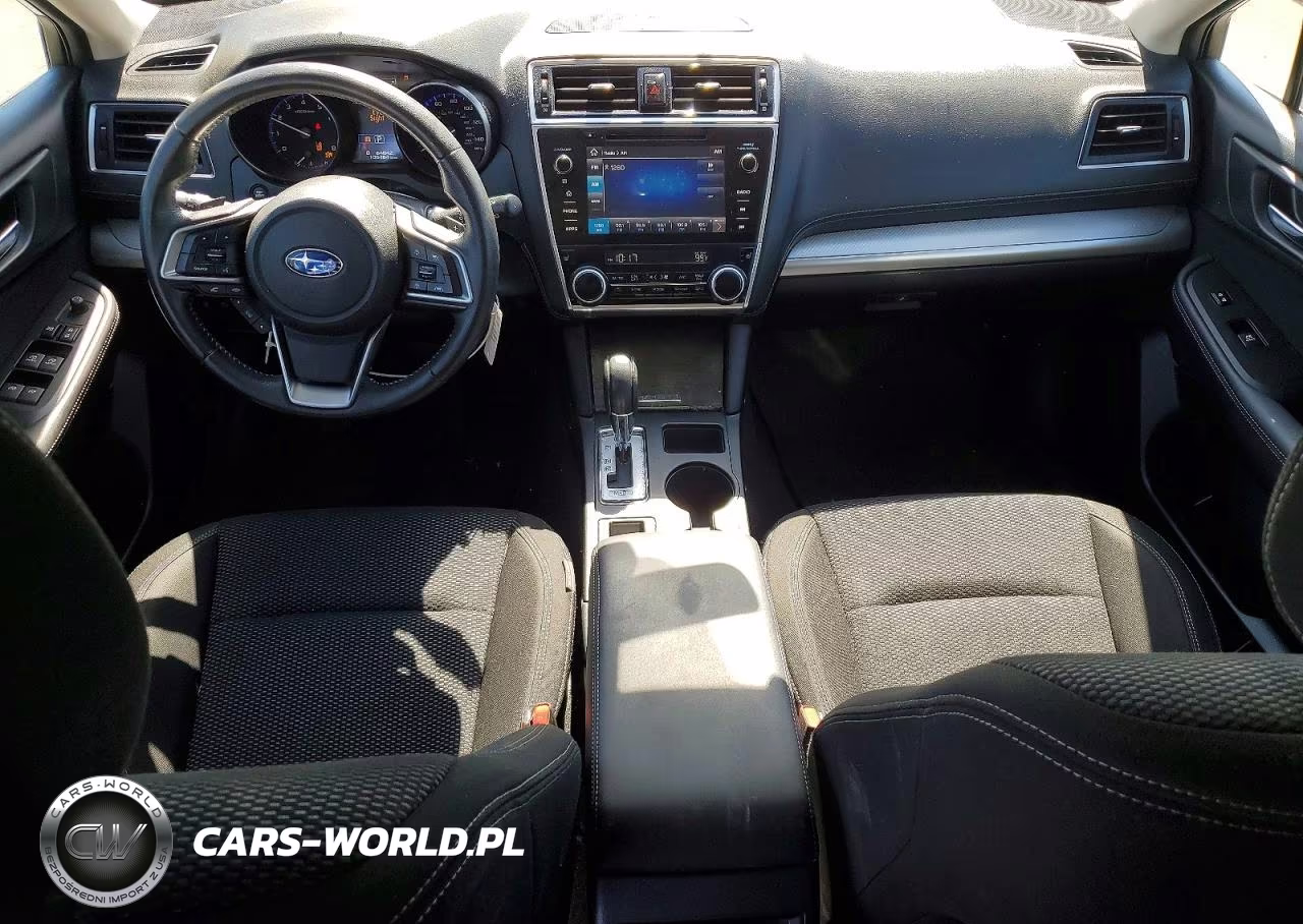 2018 Subaru Outback 2.5I Premium VIN:4S4BSAFC6J3219986 - 8