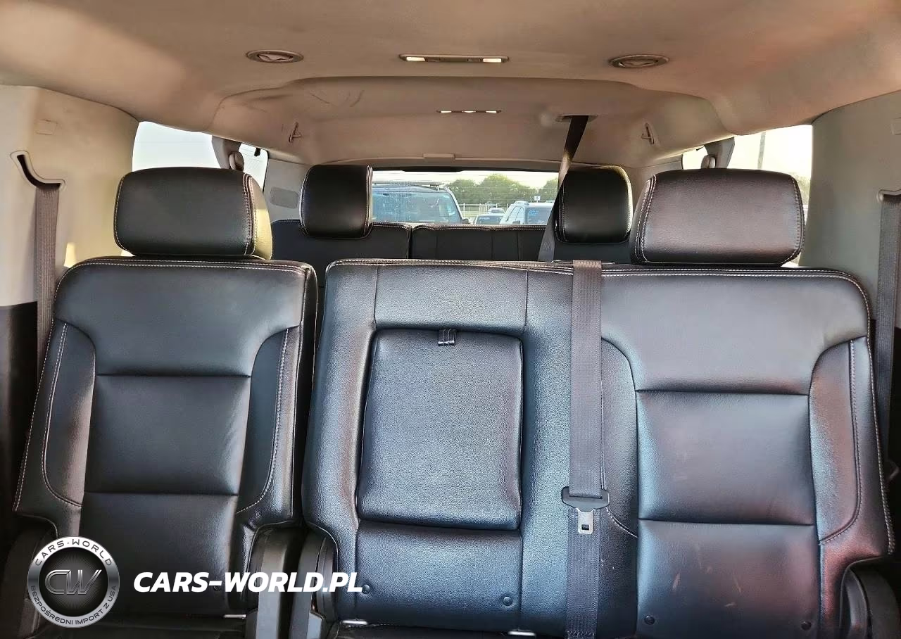 2020 Chevrolet Suburban C1500 Ls VIN:1GNSCGKC2LR282696 - 10