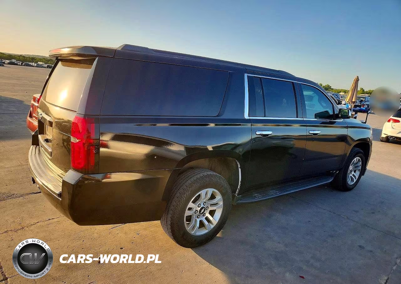 2020 Chevrolet Suburban C1500 Ls VIN:1GNSCGKC2LR282696 - 3