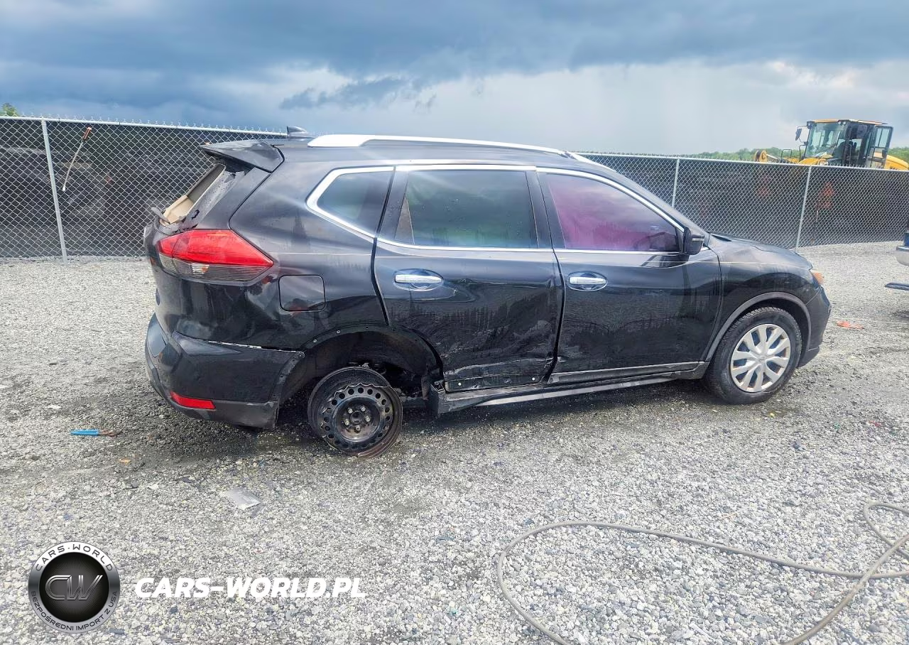 2017 Nissan Rogue S VIN:KNMAT2MT8HP503712 - 3