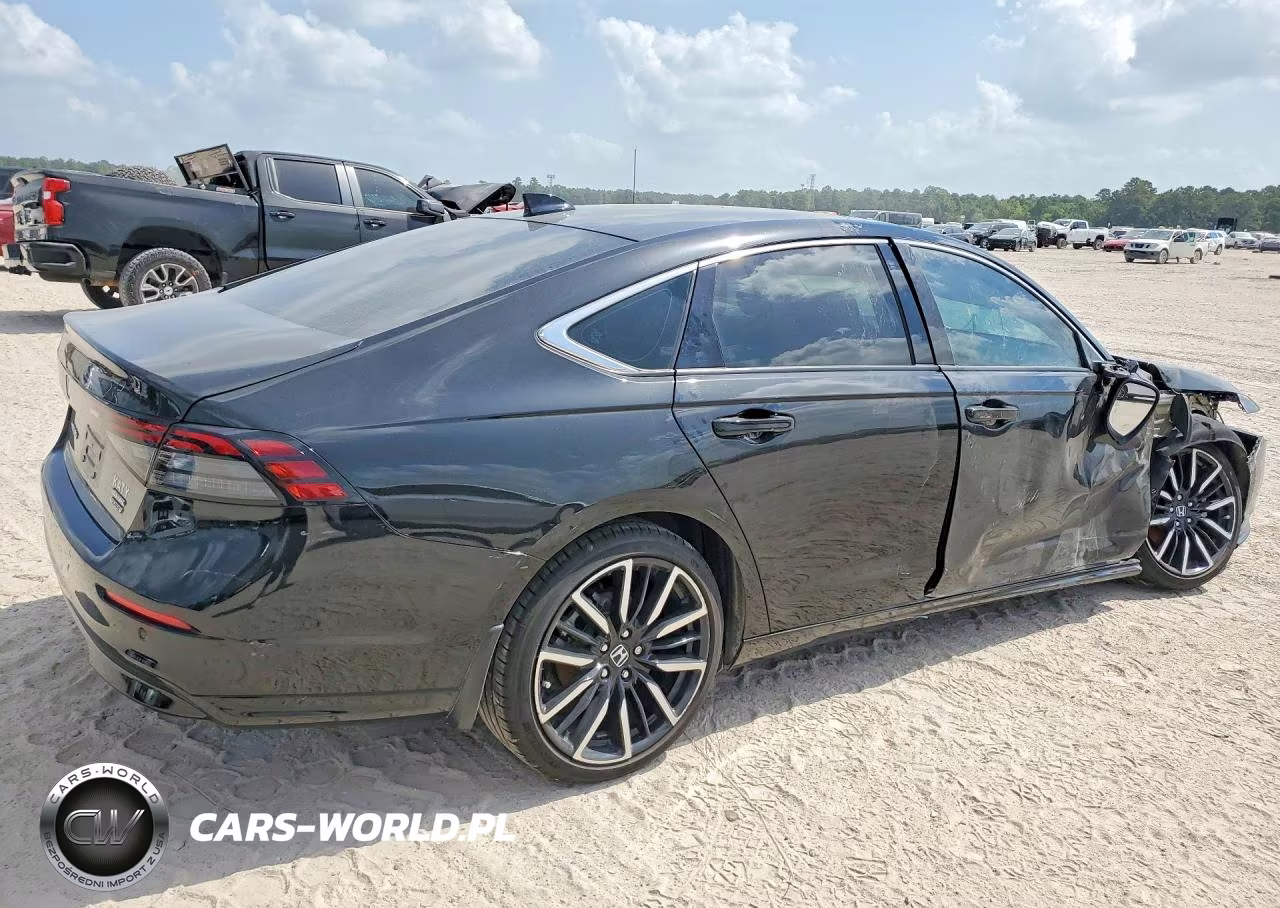 2024 Honda Accord Touring Hybrid VIN:1HGCY2F80RA097434 - 3