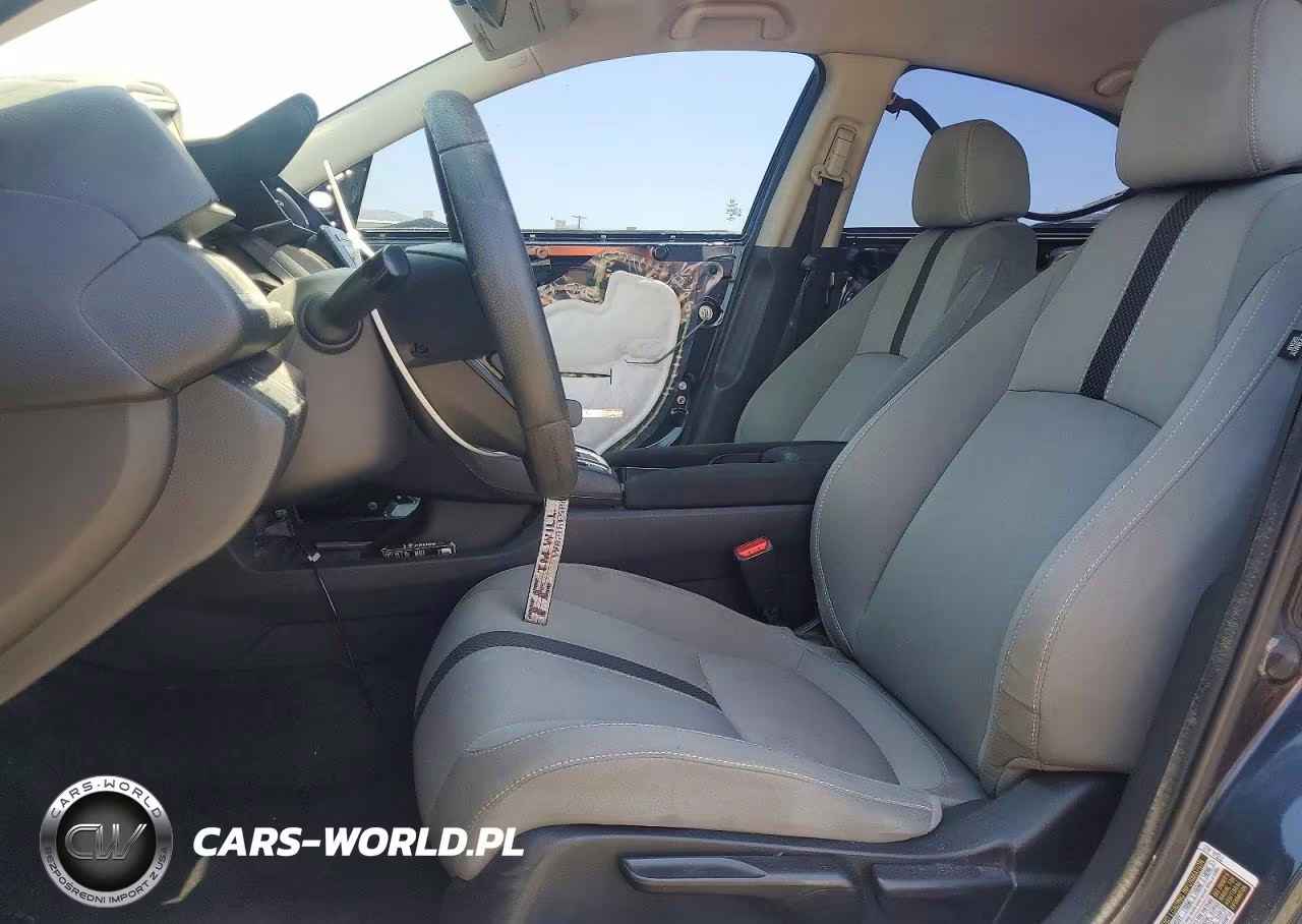 2019 Honda Civic Lx VIN:2HGFC2F6XKH592855 - 7