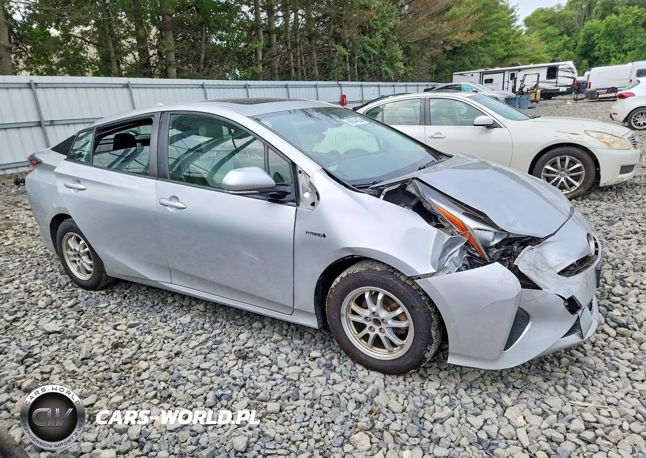 2017 Toyota Prius Three VIN:JTDKARFU2H3033872 - 4