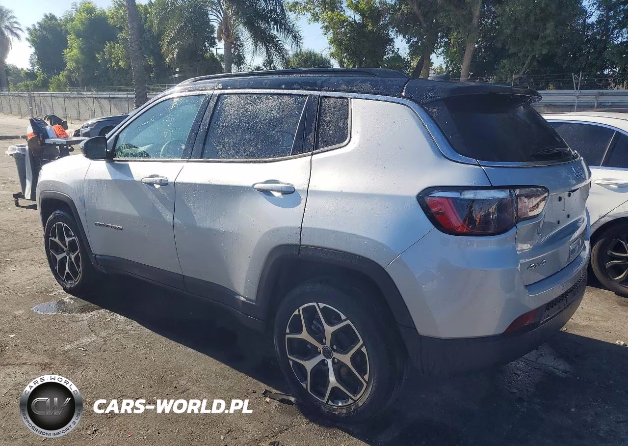 2025 Jeep Compass Limited VIN:3C4NJDCN2ST621070 - 2