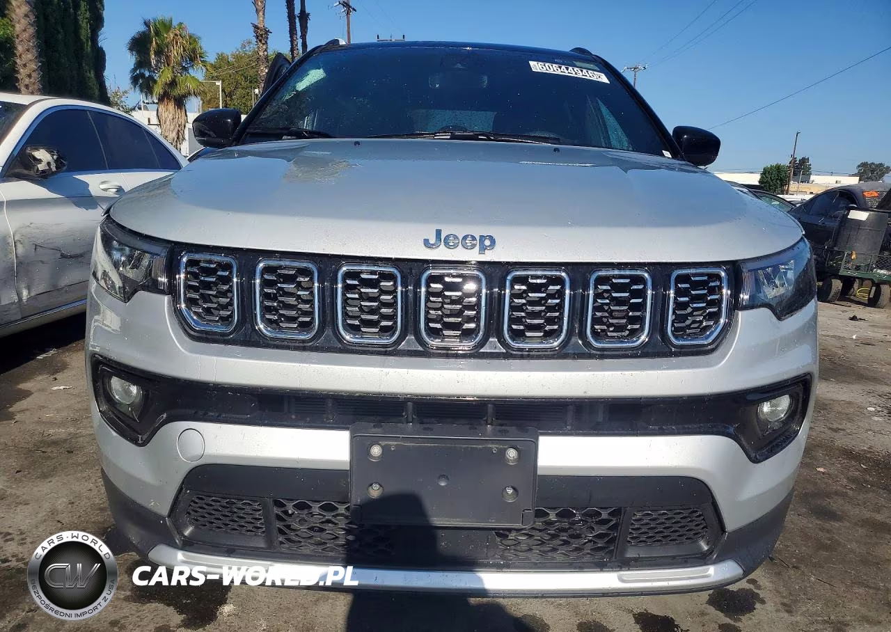 2025 Jeep Compass Limited VIN:3C4NJDCN2ST621070 - 5