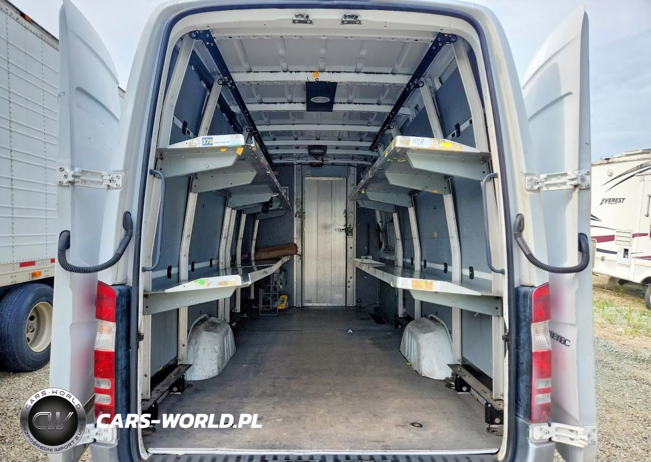 2012 Mercedes-Benz Sprinter 2500 VIN:WD3PE8CB4C5686377 - 10