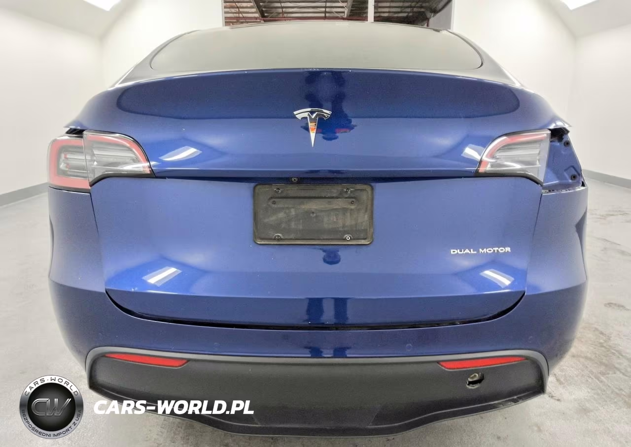 2022 Tesla Model Y VIN:7SAYGDEE3NF481237 - 6