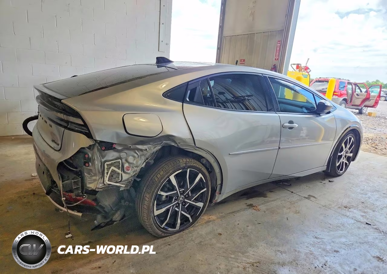 2024 Toyota Prius Prime Xse Premium VIN:JTDACACU2R3015322 - 3