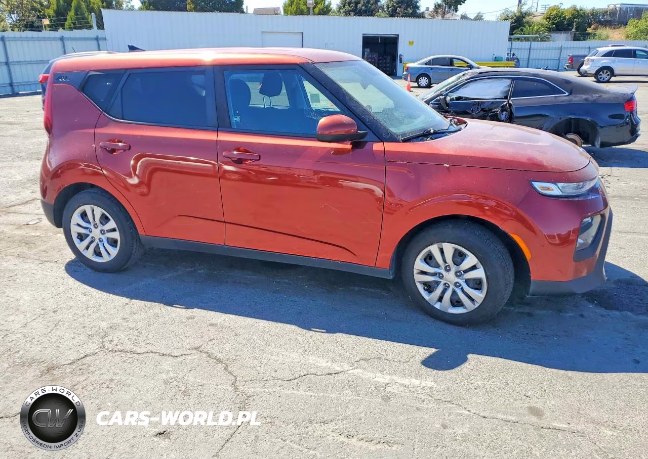 2020 Kia Soul Lx VIN:KNDJ23AU6L7076884 - 4