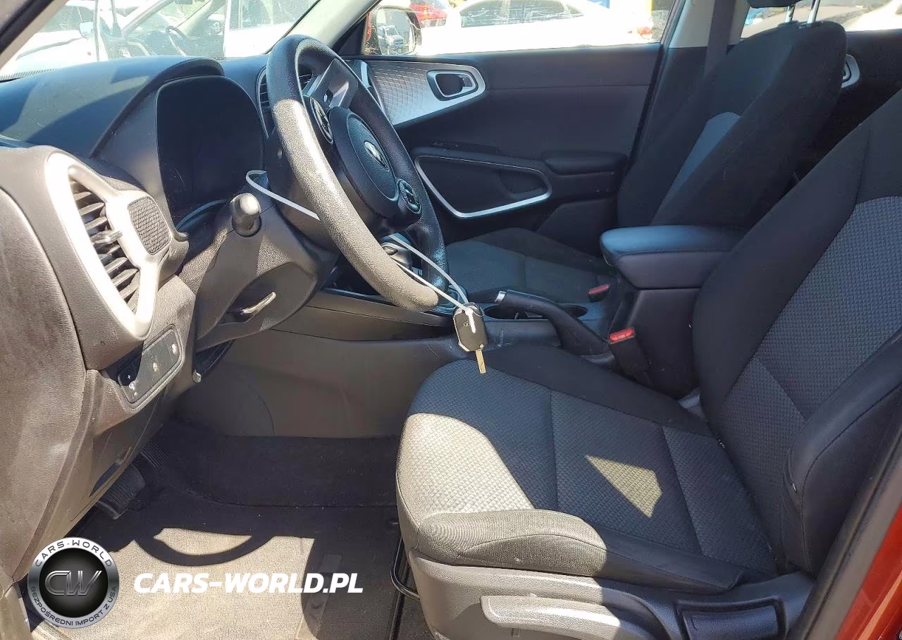 2020 Kia Soul Lx VIN:KNDJ23AU6L7076884 - 7