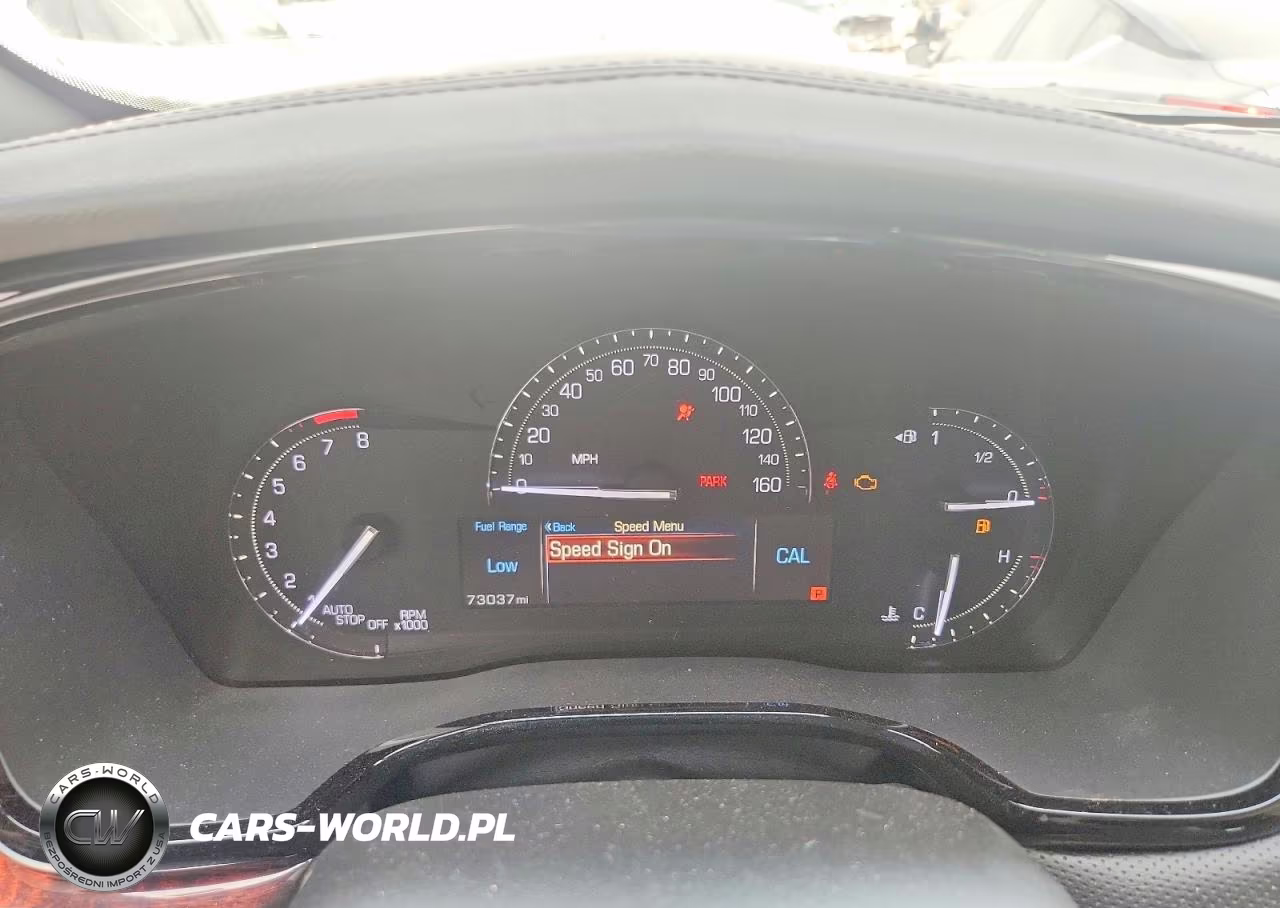 2017 Cadillac Xt5 Luxury VIN:1GYKNBRS8HZ193722 - 9