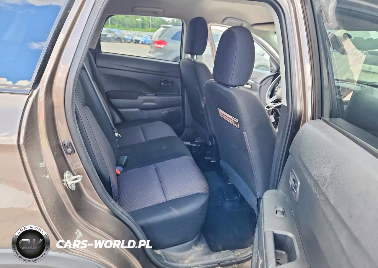 2017 Mitsubishi Outlander Sport Es VIN:JA4AR3AW5HZ048643 - 11