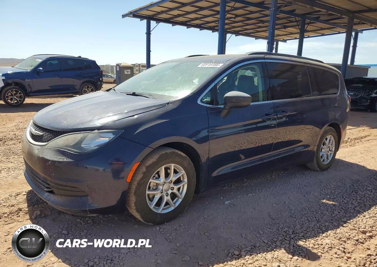2020 Chrysler Voyager Lxi