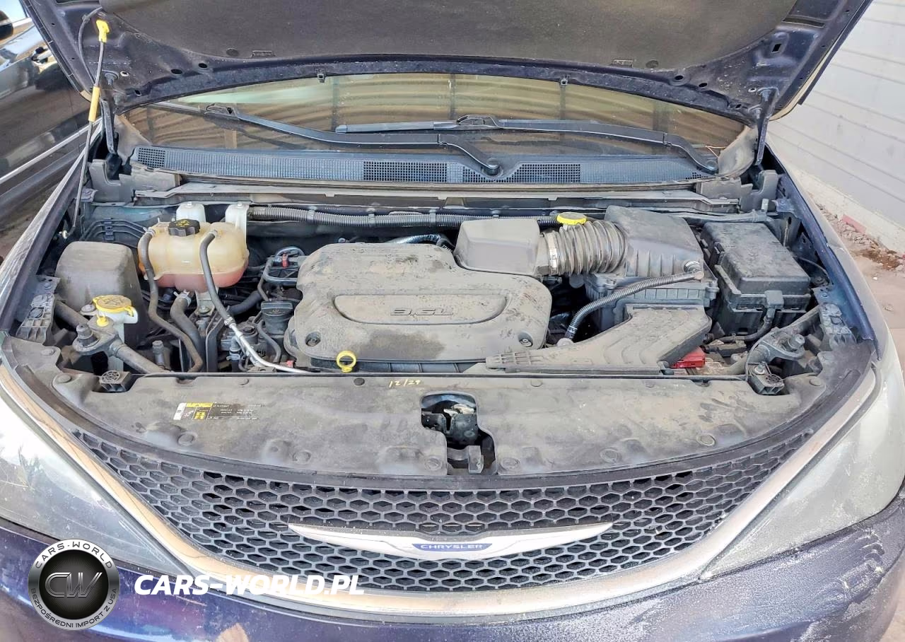 2020 Chrysler Voyager Lxi VIN:2C4RC1DG3LR151422 - 11
