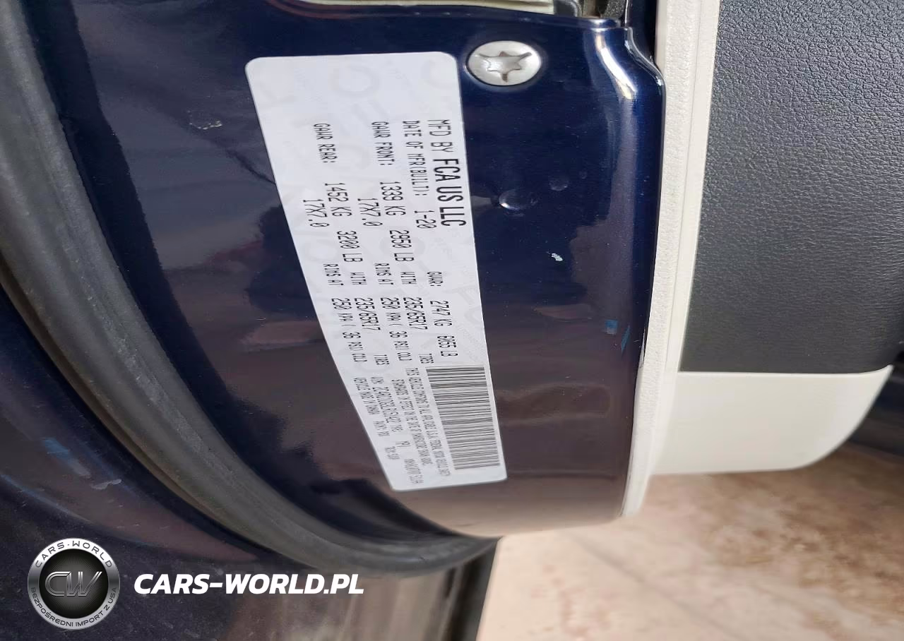 2020 Chrysler Voyager Lxi VIN:2C4RC1DG3LR151422 - 12