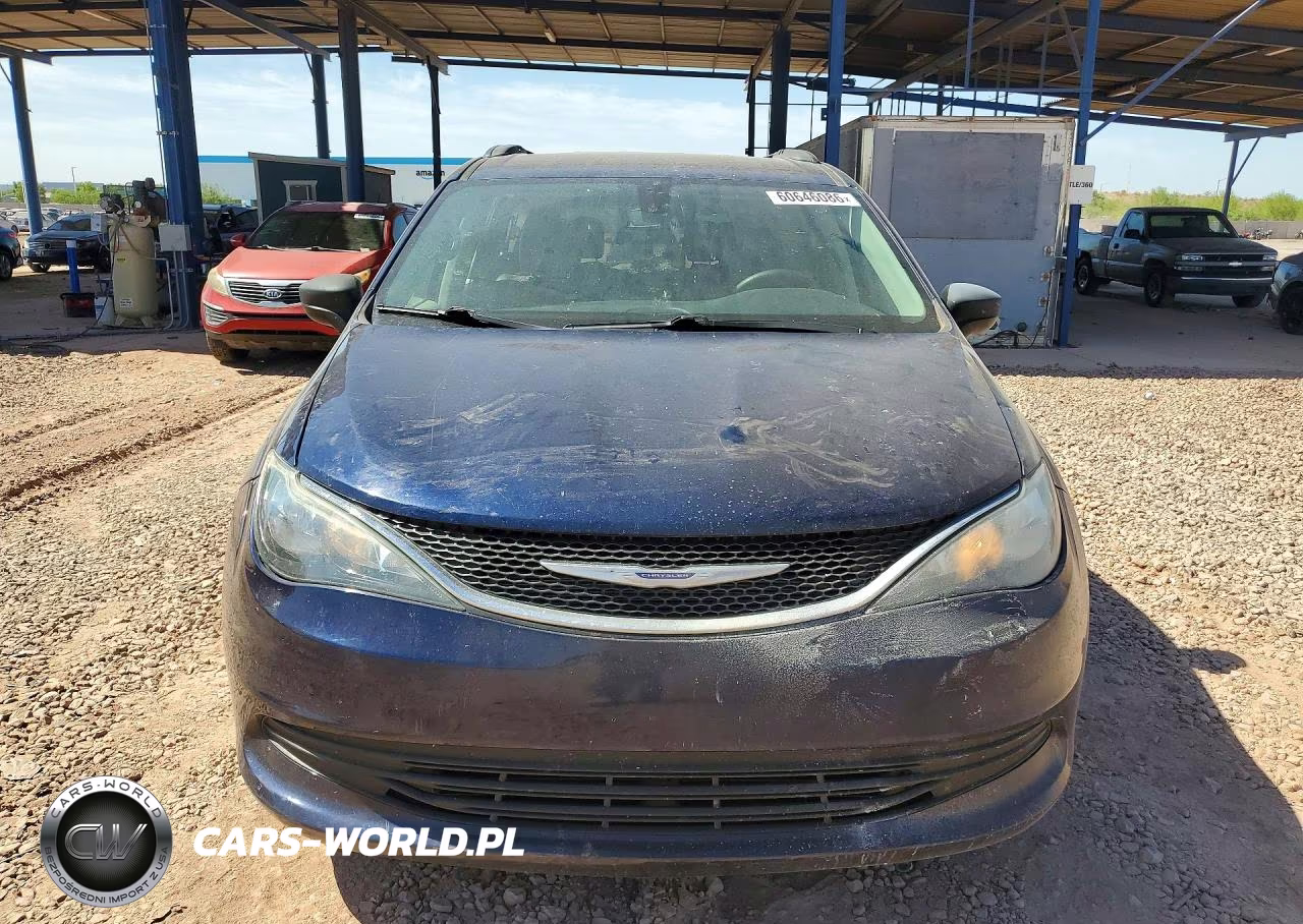 2020 Chrysler Voyager Lxi VIN:2C4RC1DG3LR151422 - 5