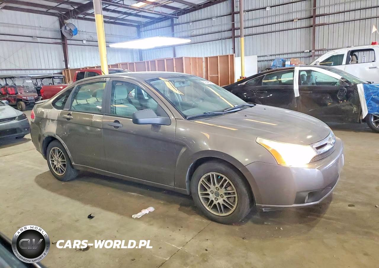 2011 Ford Focus VIN:1FAHP3FN1BW150305 - 4