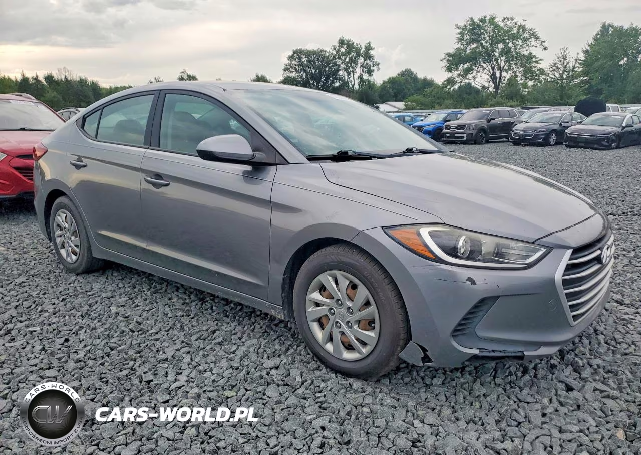 2018 Hyundai Elantra Se VIN:KMHD74LF0JU557243 - 4