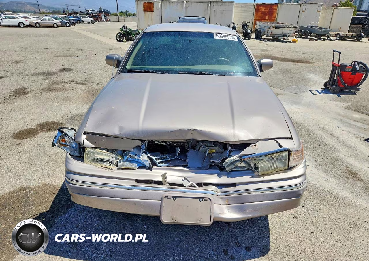 1994 Ford Crown Victoria Lx VIN:2FALP74W0RX170038 - 5