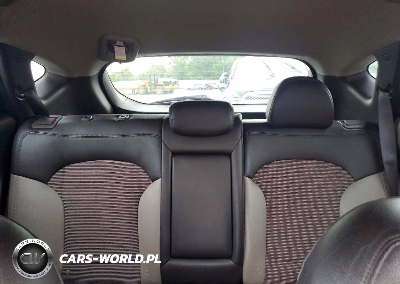 2010 Hyundai Tucson Gls VIN:KM8JUCAC6AU021685 - 10