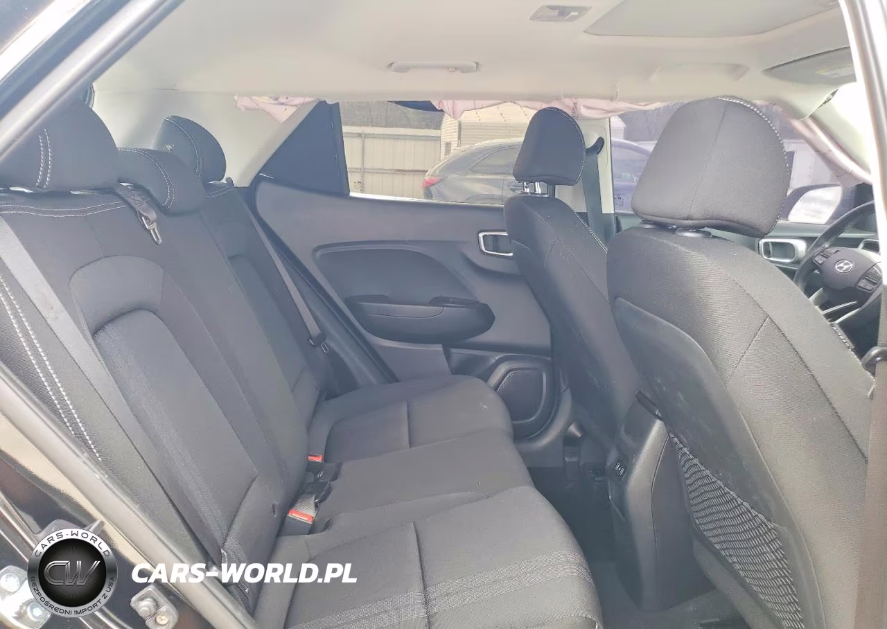 2025 Hyundai Venue Sel VIN:KMHRC8A30SU362066 - 11
