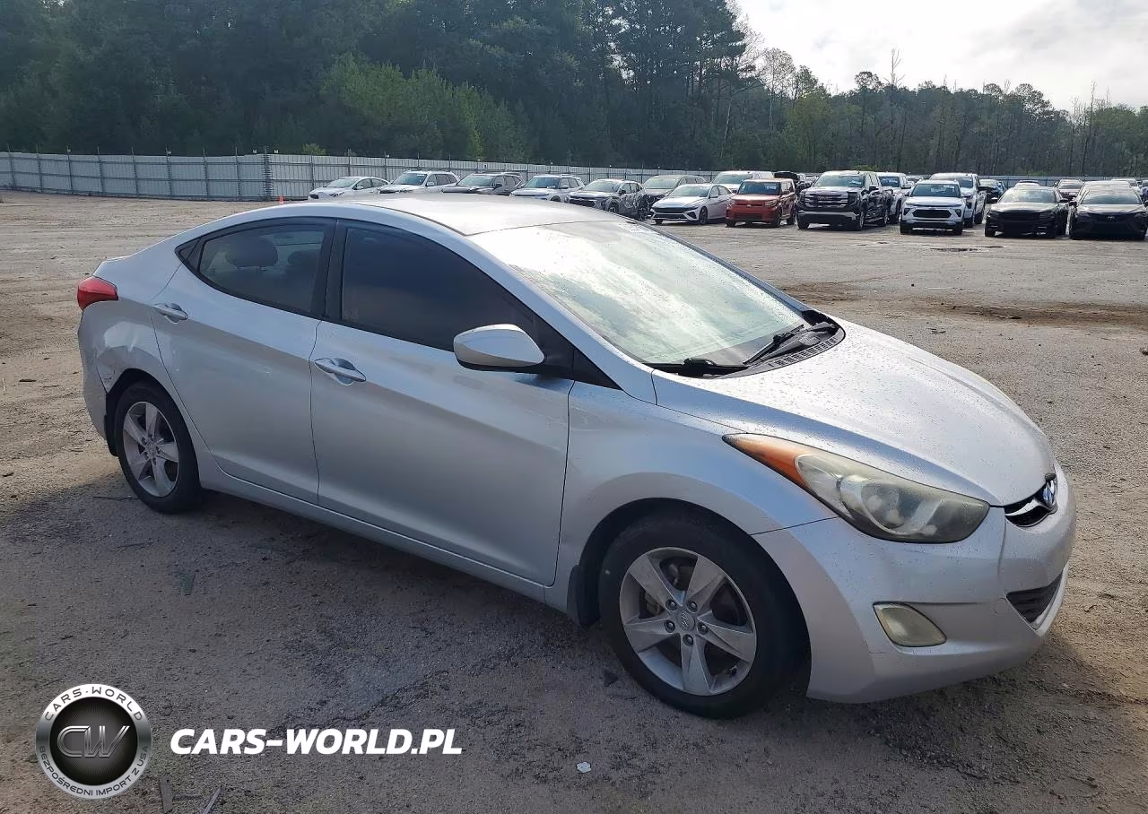 2012 Hyundai Elantra VIN:5NPDH4AEXCH114462 - 4
