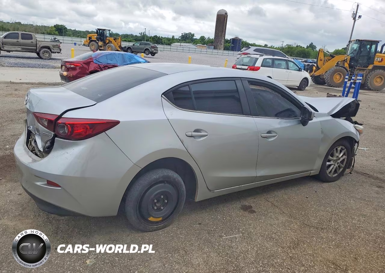 2018 Mazda 3 Sport VIN:3MZBN1U7XJM242040 - 3