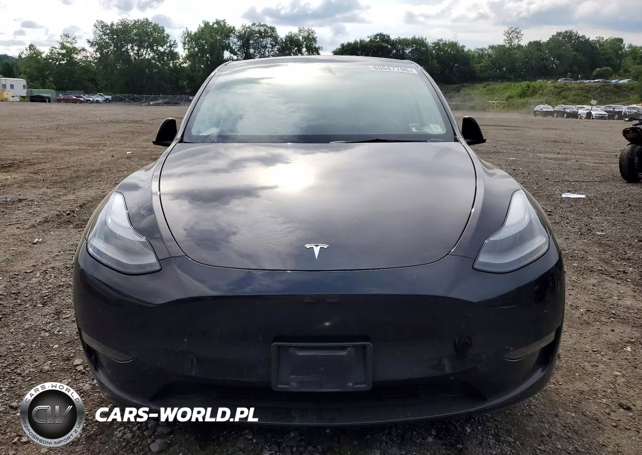2023 Tesla Model Y VIN:7SAYGAEE0PF921478 - 5