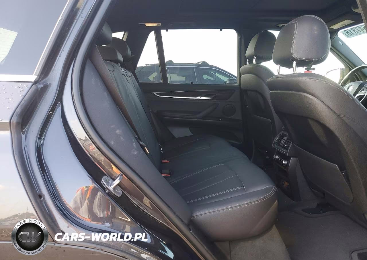 2018 BMW X5 xDrive35I VIN:5UXKR0C50J0X88607 - 10