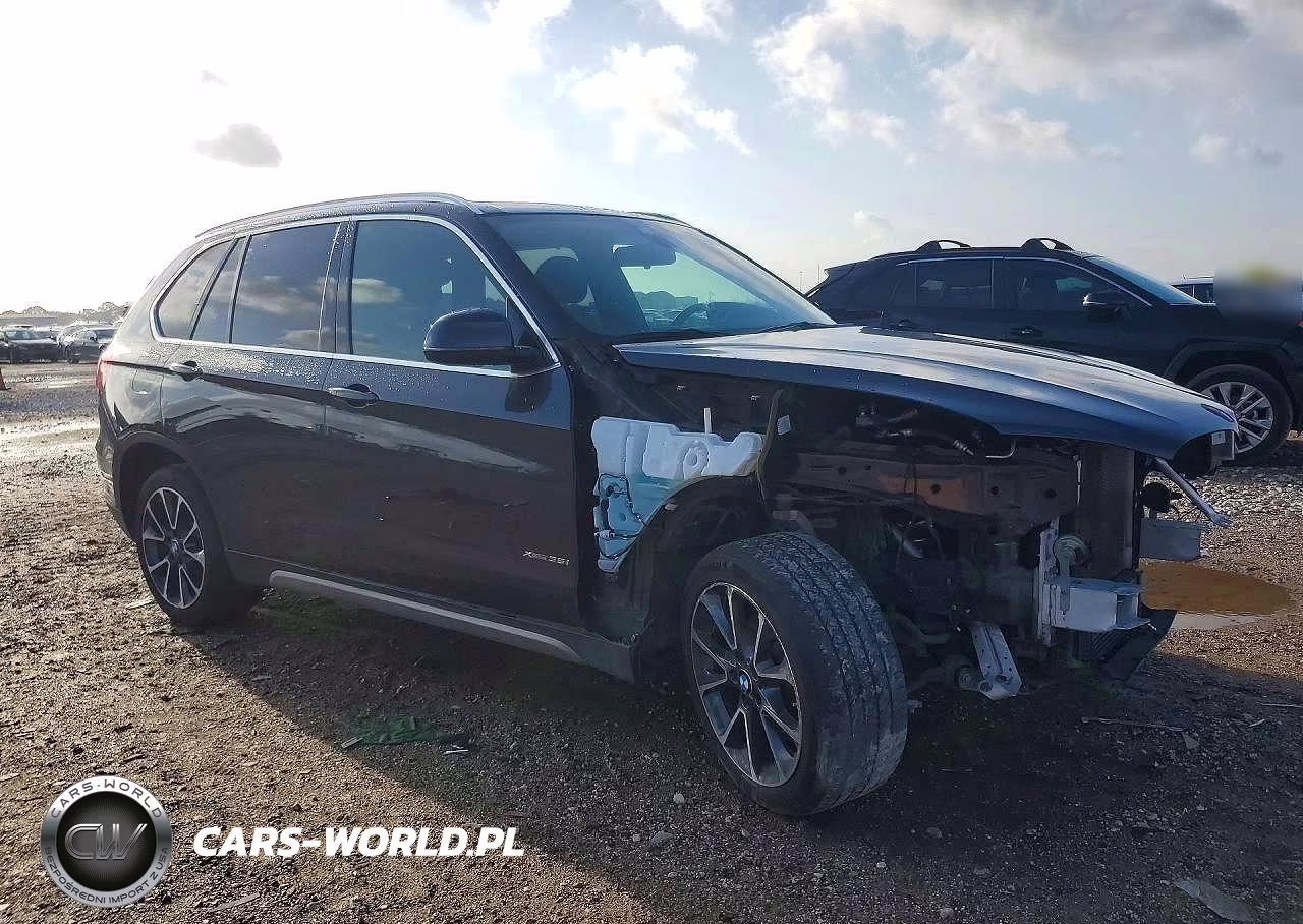 2018 BMW X5 xDrive35I VIN:5UXKR0C50J0X88607 - 4