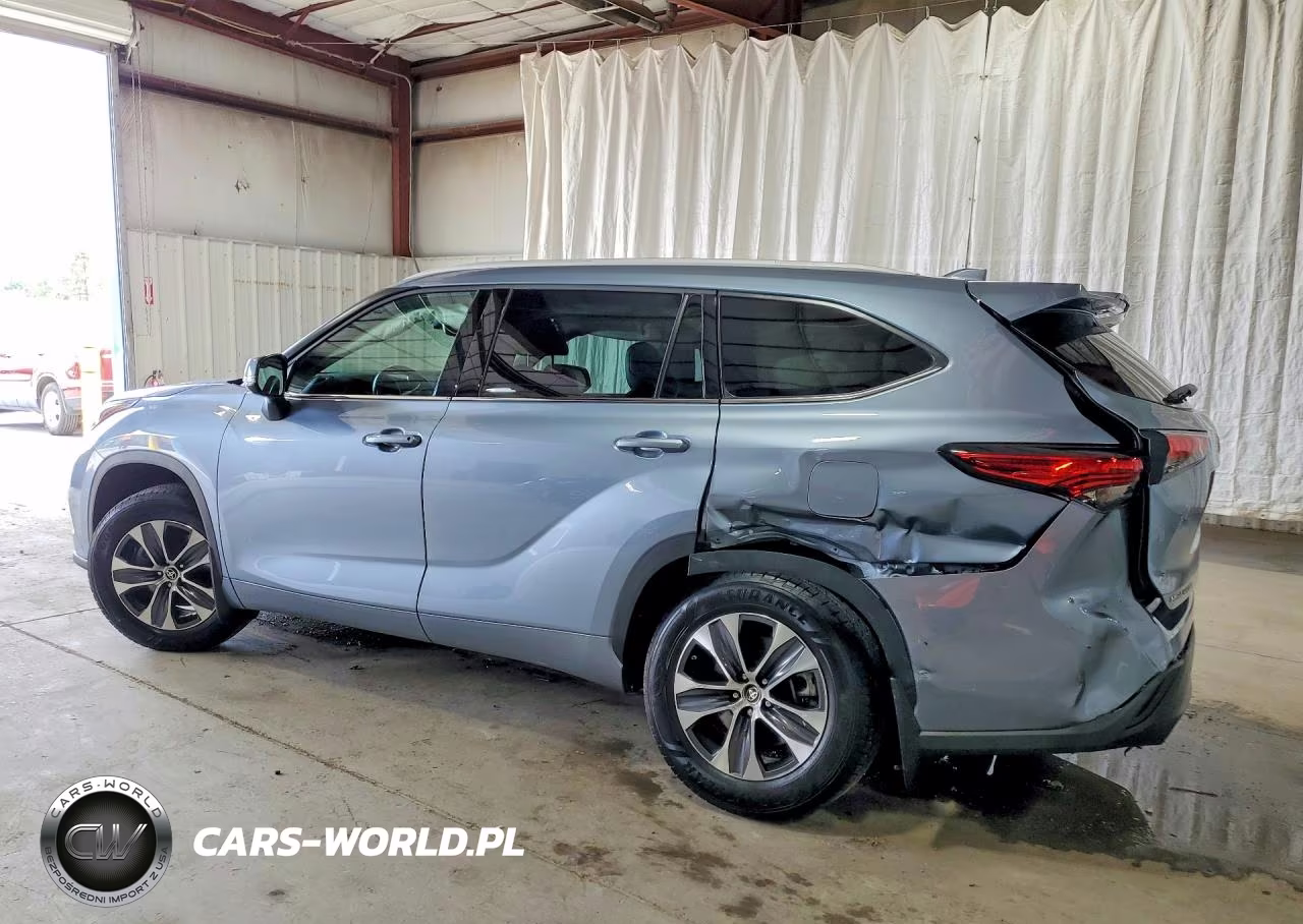 2022 Toyota Highlander Xle VIN:5TDGZRBH4NS225280 - 2