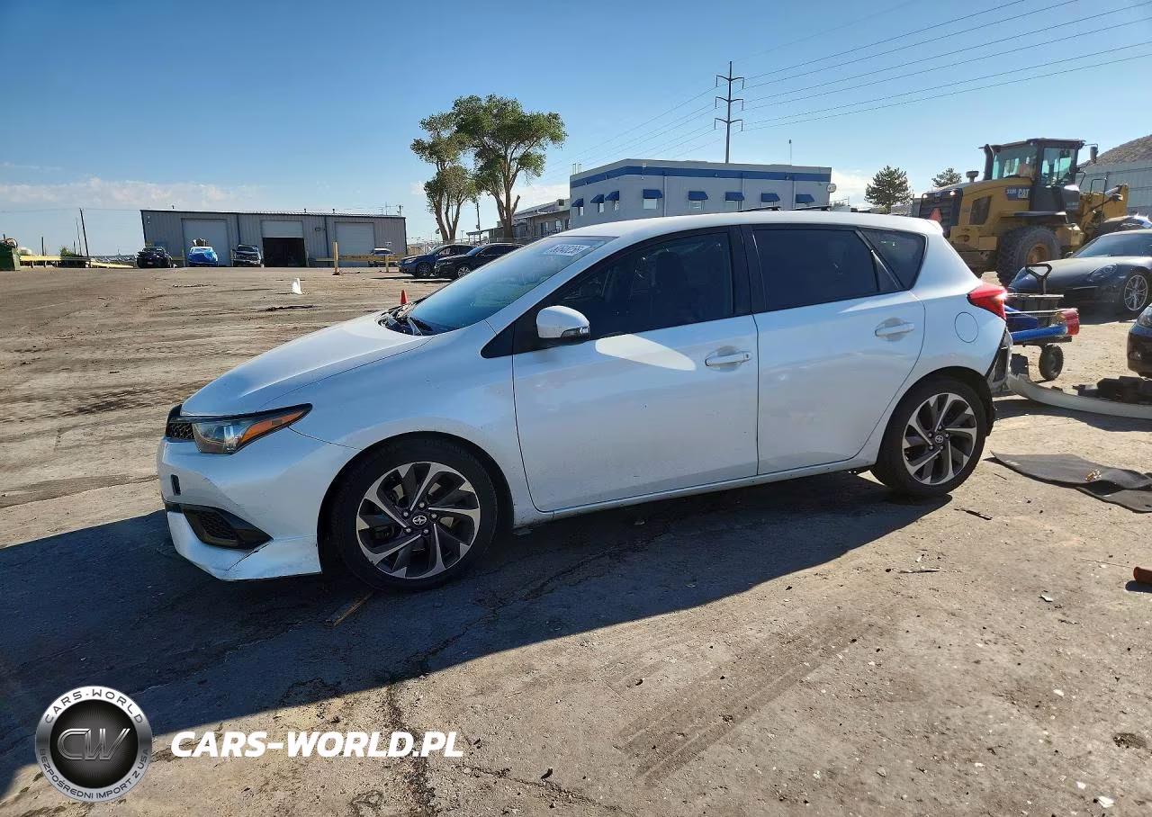 2016 Scion Im Base – zdjęcie 1 z 13
