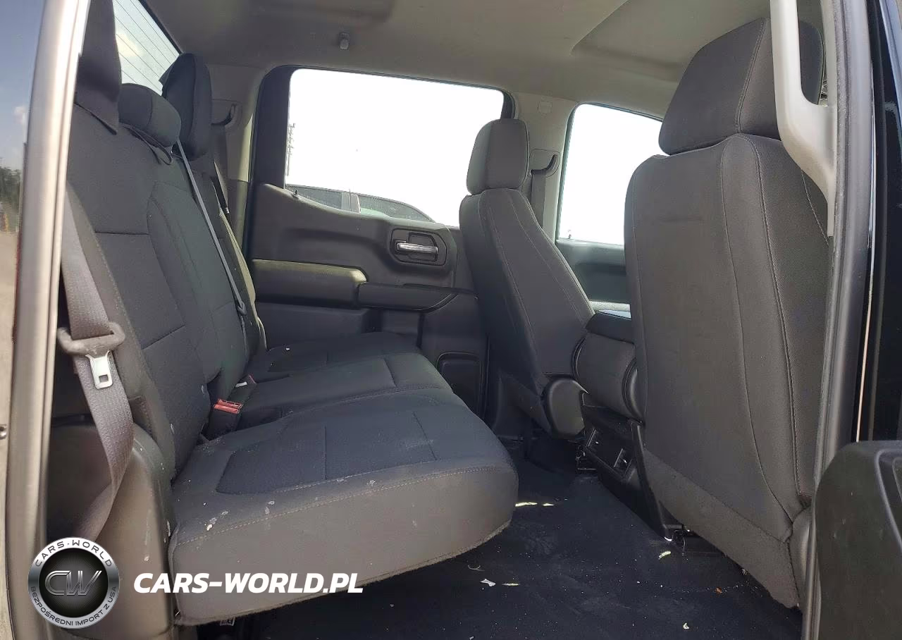 2021 Chevrolet Silverado K1500 Custom VIN:1GCPYBEK1MZ426004 - 10