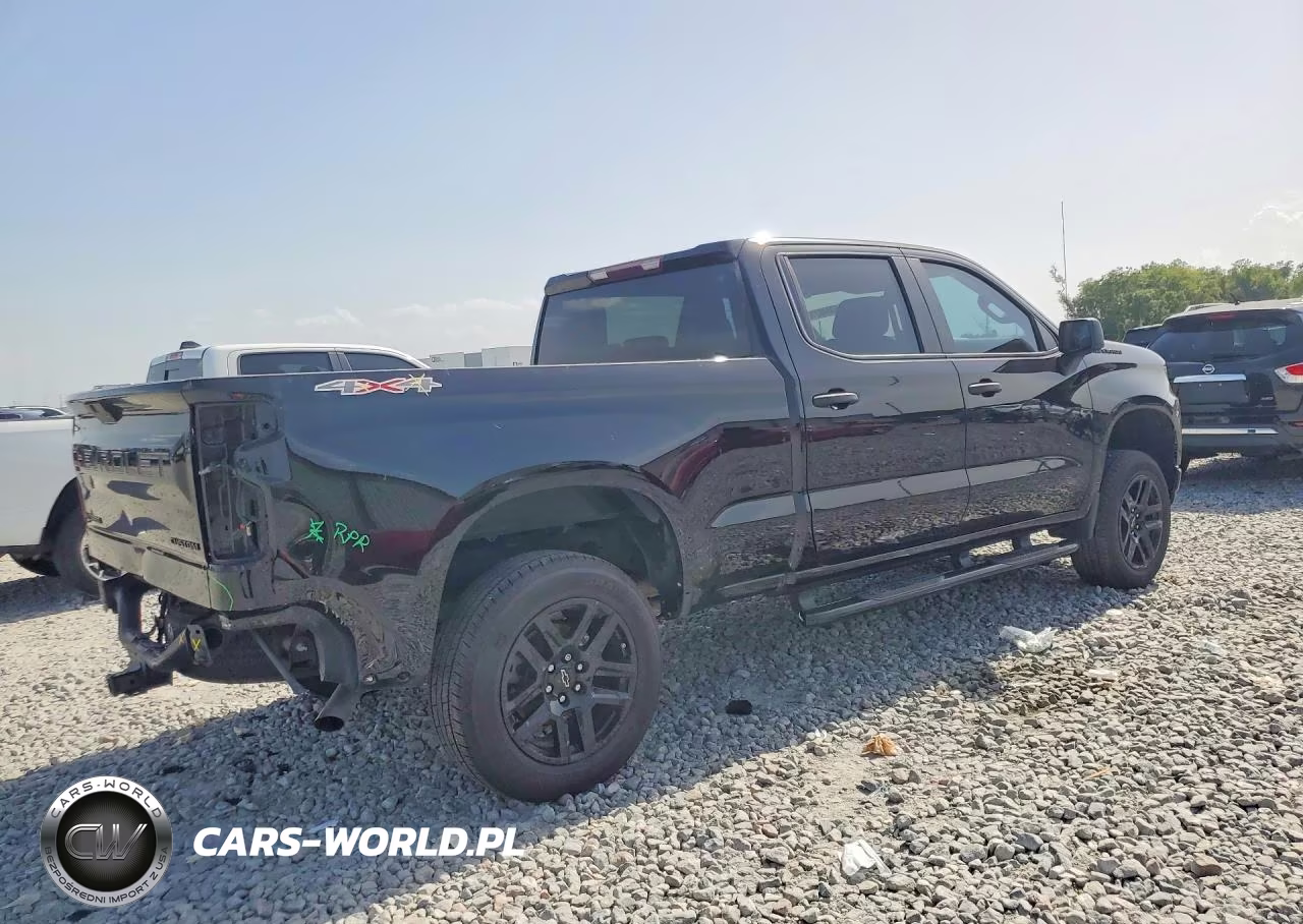 2021 Chevrolet Silverado K1500 Custom VIN:1GCPYBEK1MZ426004 - 3
