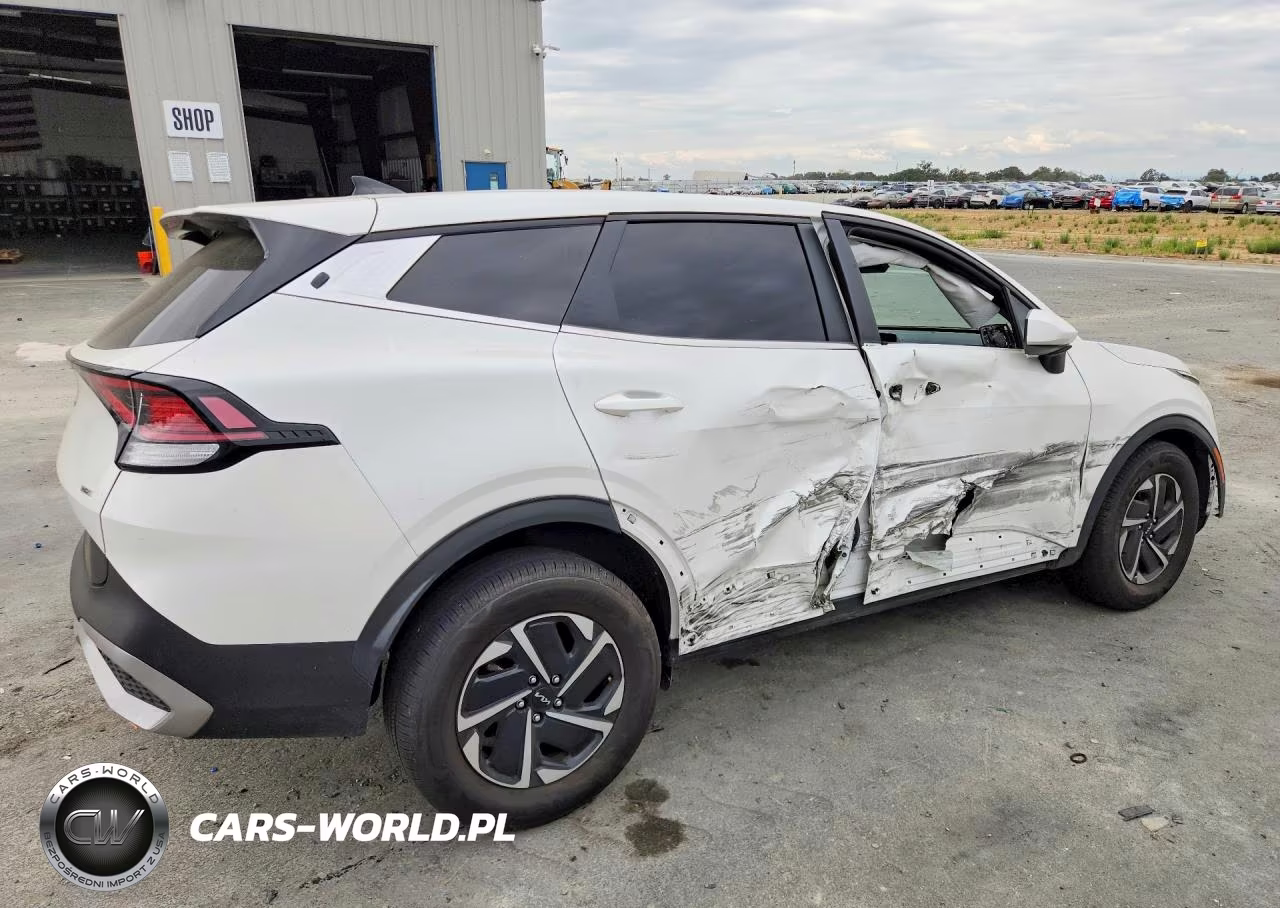 2025 Kia Sportage VIN:KNDPU3DG5S7201477 - 3