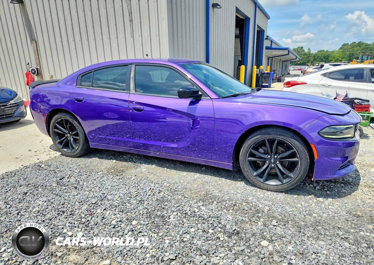 2018 Dodge Charger Sxt VIN:2C3CDXBG7JH284717 - 4