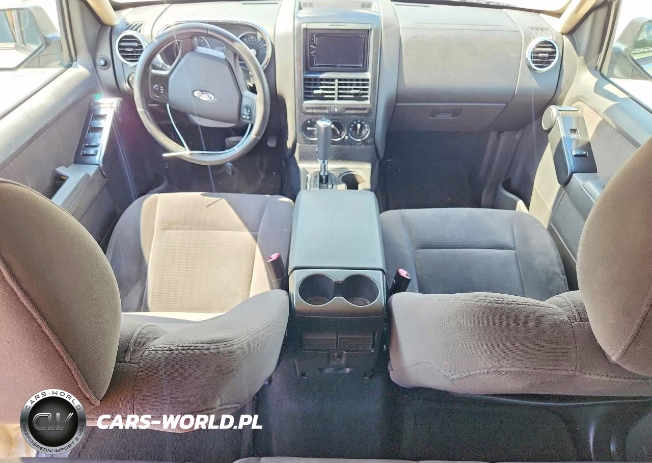 2010 Ford Explorer Xlt VIN:1FMEU6DE7AUA14776 - 8