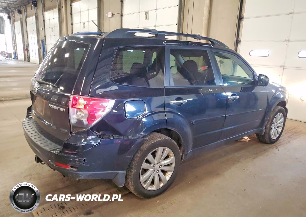 2012 Subaru Forester 2.5X Premium VIN:JF2SHBDC1CH443864 - 3