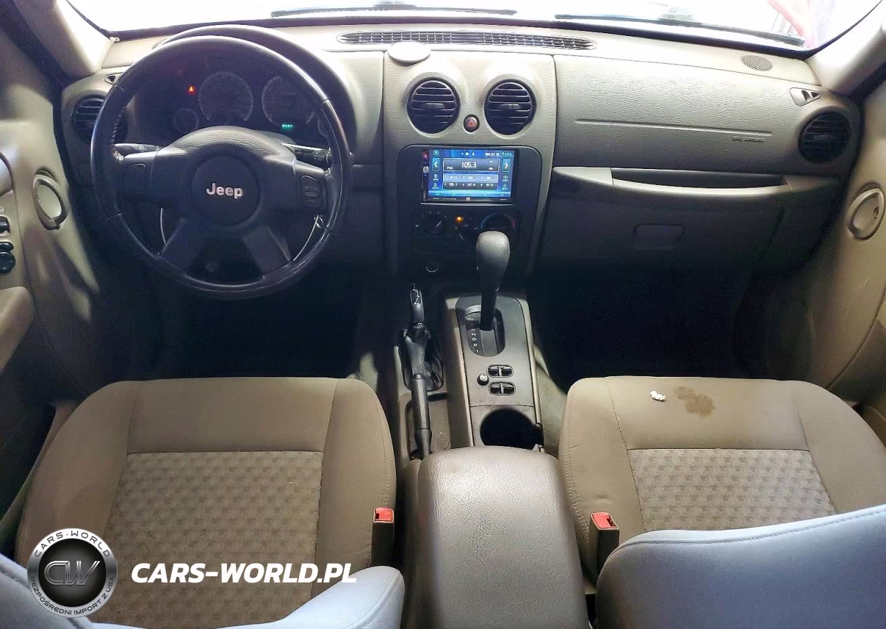 2005 Jeep Liberty Sport VIN:1J4GL48K75W557733 - 8