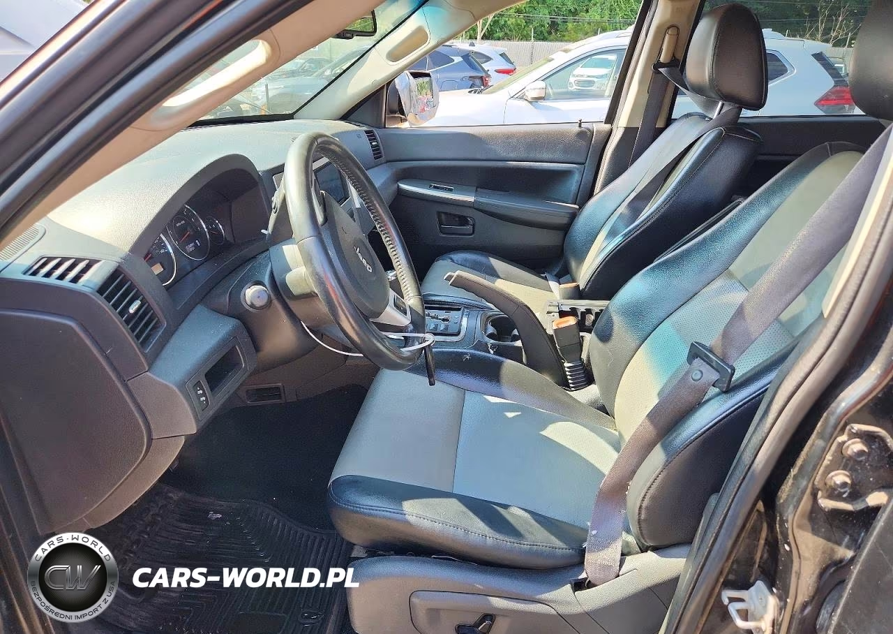 2008 Jeep Grand Cherokee Laredo VIN:1J8GR48K88C104269 - 7